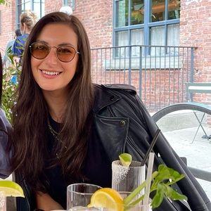 Meet your Posher, Shai